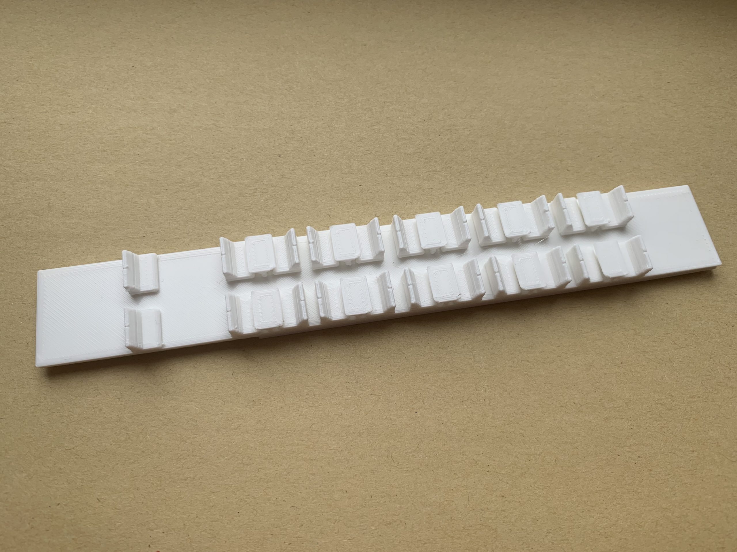 R125 Seating Unit White Product Image