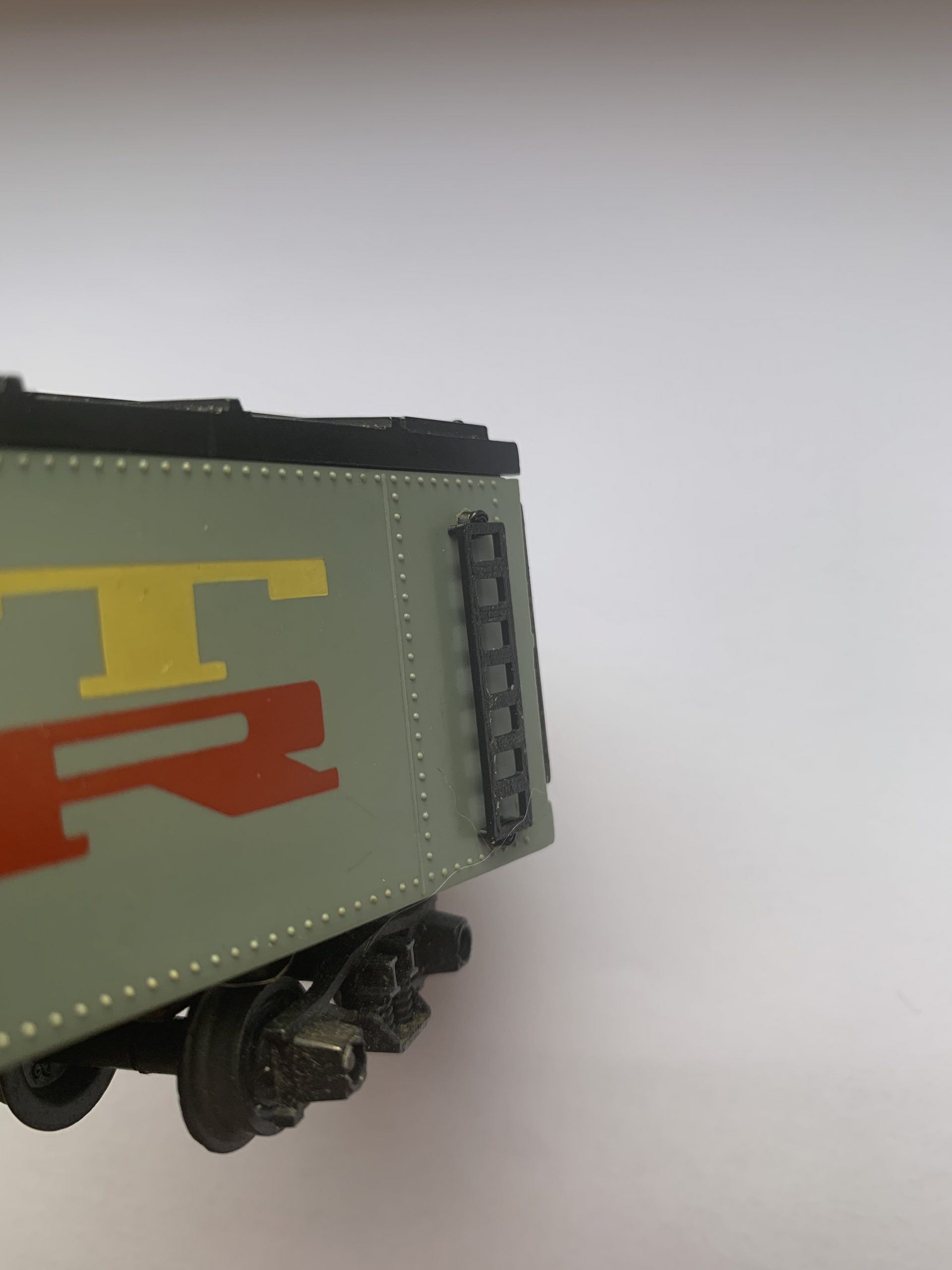 R136 Ladder Fitted Gallery Image