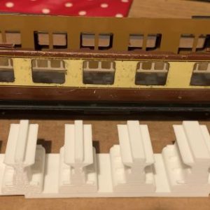 Hornby Dublo D21 Coach Seating Unit Product Image