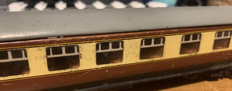 Hornby Dublo D21 Coach Seating Unit Gallery Image