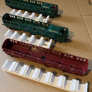 Tri-ang R156 R121 R223 Three Car EMU Seating Units - Product Image