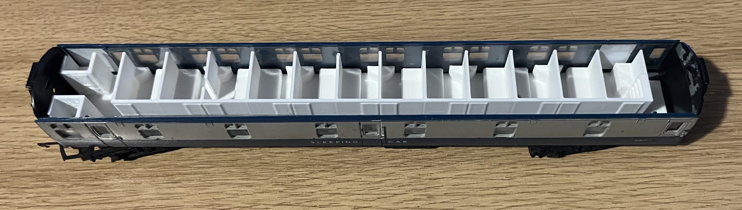 R339 Sleeping Car First Class Interior Gallery Image