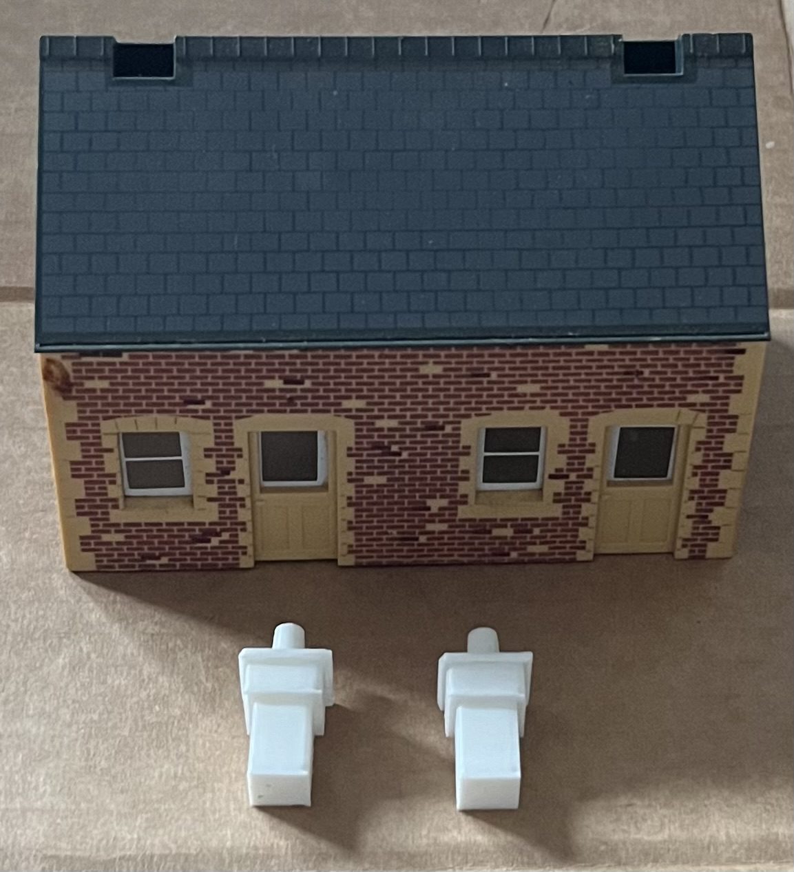 Reproduction chimneys for Hornby R501 waiting room gallery image