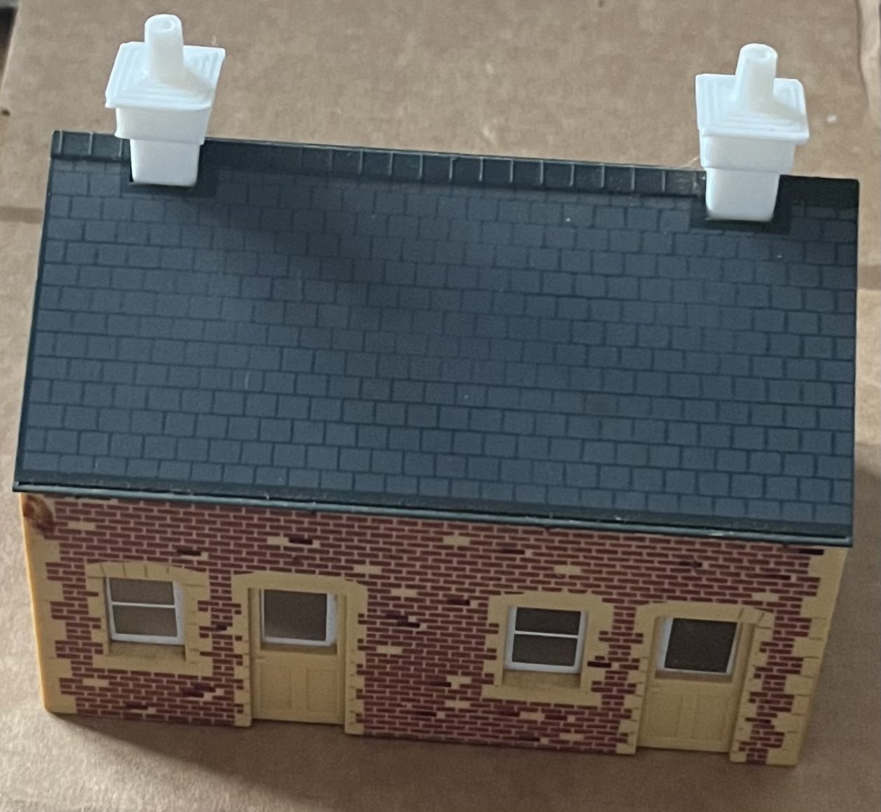 Reproduction chimneys for Hornby R501 waiting room gallery image
