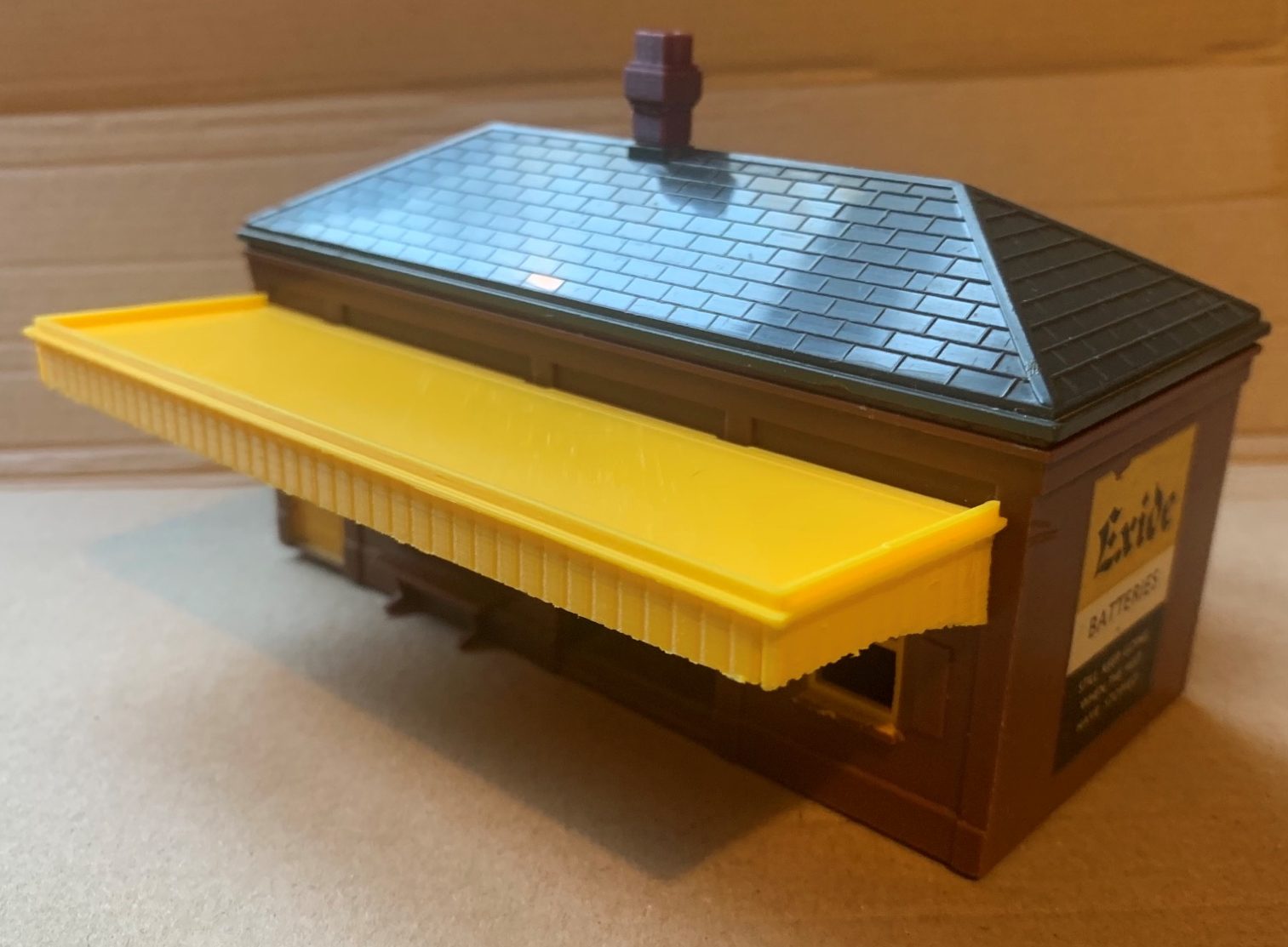 Reproduction Tri-ang R60 Booking Office Canopies gallery image