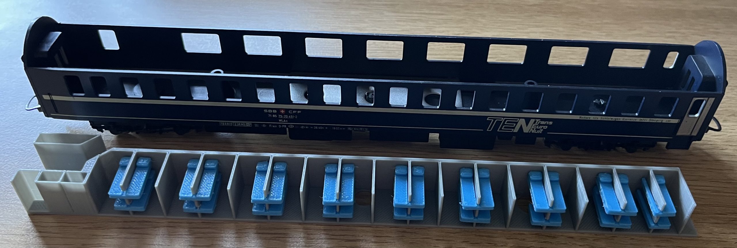 Lima T2 Trans Euro Nuit Sleeping Car Interior Gallery Image