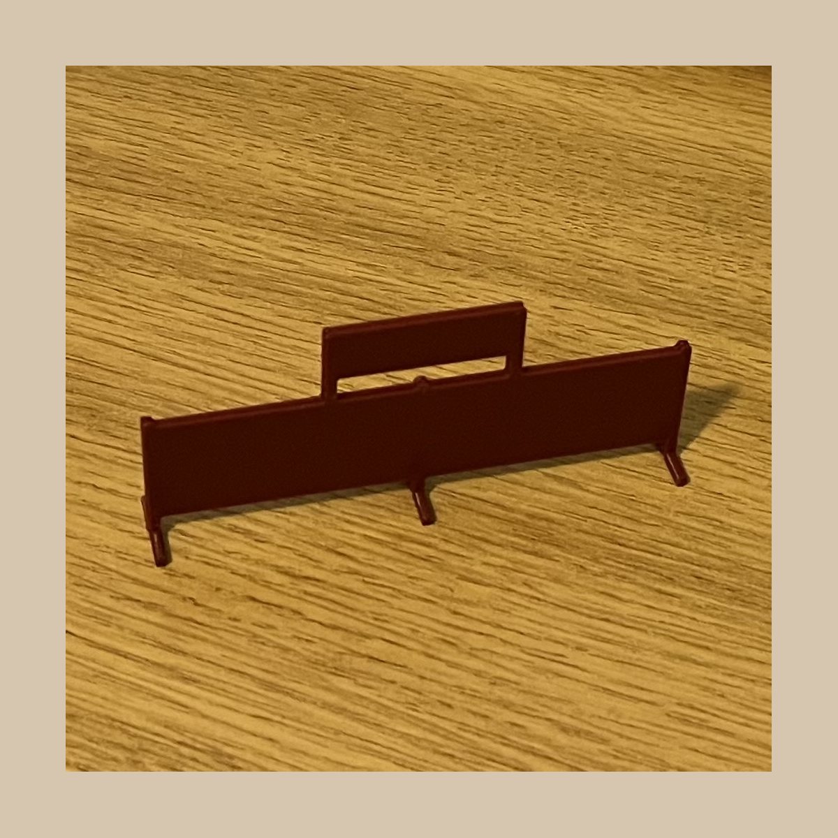 Tri-ang R68 Station Sign Burgundy Assembled V3 Gallery Image